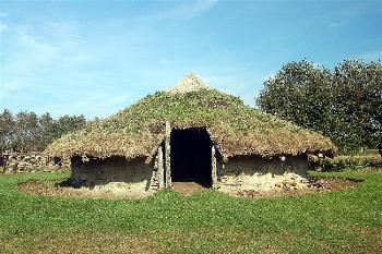 A reconstructed Bronze Age hut at Flag Fen